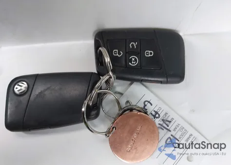 2018 Volkswagen Atlas 3.6L V6 Sel из США, поврежденный, VIN 1V2MR2CA3JC502149